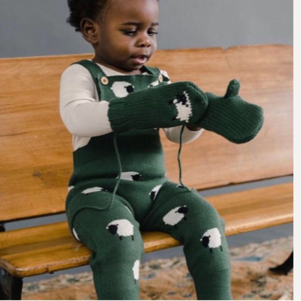 Fin and Vince sheep MITTENS